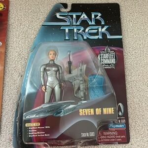 Star Trek Voyager - lot of 20 6” Action Figures